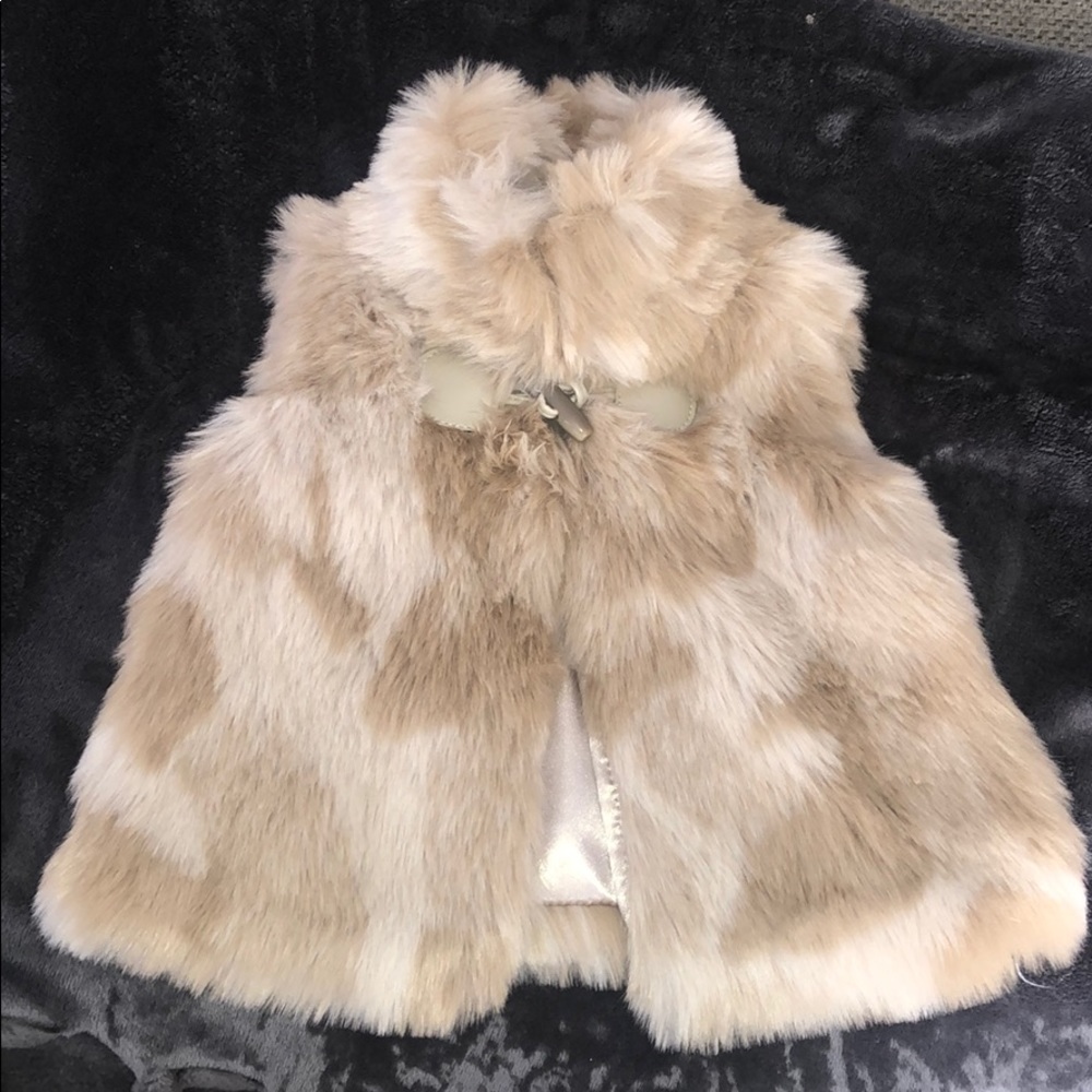 Faux fur vest baby girl